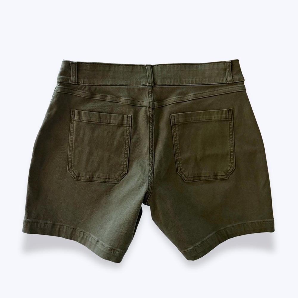 Spanx 6" Stretch Twill Shorts Olive Green Built-In Shaping Size Medium Gorpcore - Picture 2 of 7